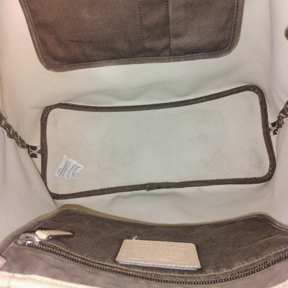 Coach Park Metro Brown and Tan Dream Signature tote EUC - Picture 6 of 8